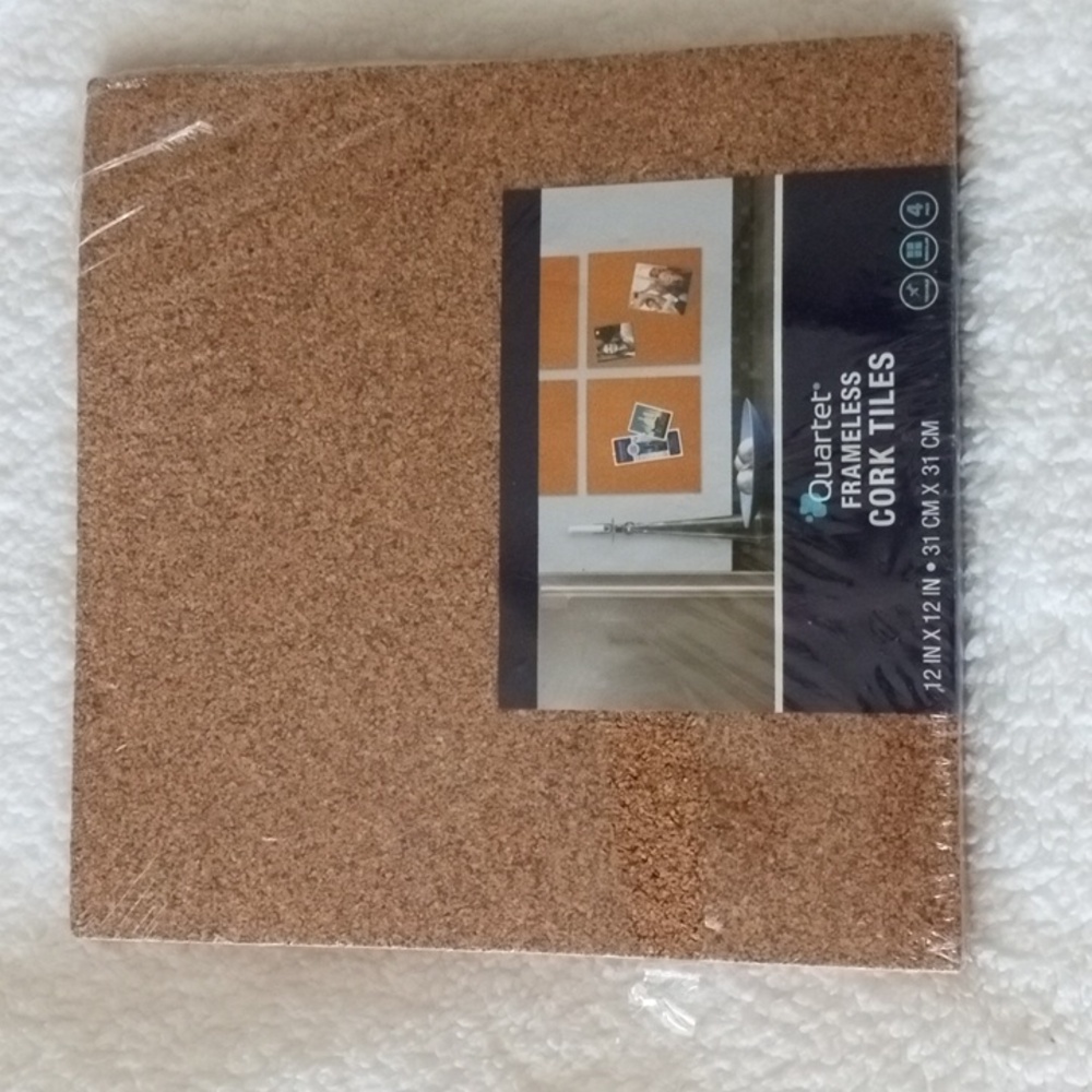Frameless cork tiles for vision boards